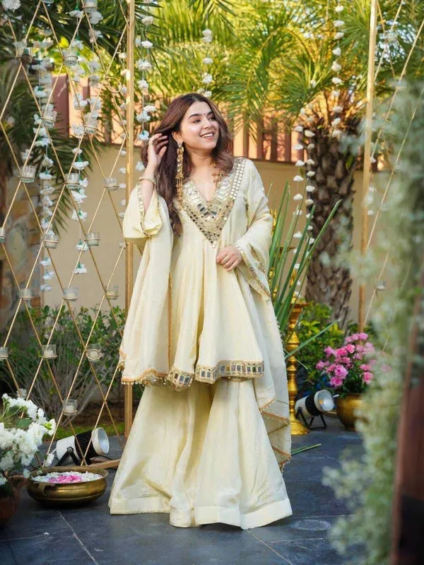 khodal_Women_Ethnic_Top_Sharara_Dupatta_Set_()