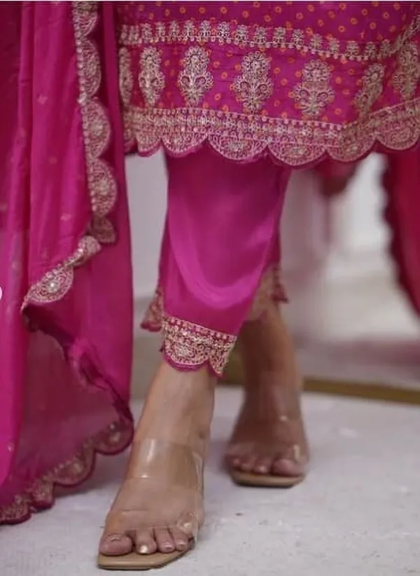 khodal_Embroidered_Kurta,_Trouser/Pant_&_Dupatta_Set_()