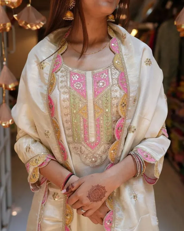 khodal_Embroidered_Kurta,_Trouser/Pant_&_Dupatta_Set_()