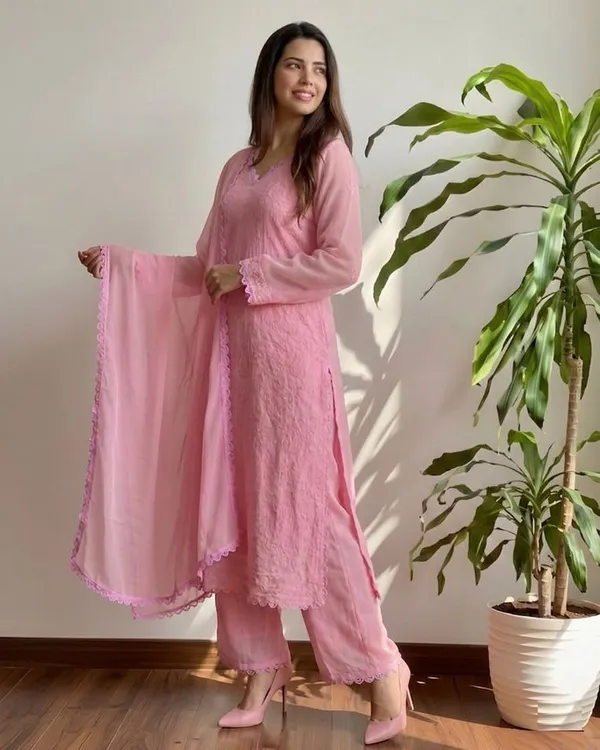 KHODAL_TRENDZ_Embroidered_Kurta,_Palazzo_&_Dupatta_Set_()