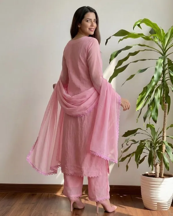 KHODAL_TRENDZ_Embroidered_Kurta,_Palazzo_&_Dupatta_Set_()
