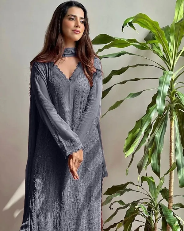 khodal_Embroidered_Kurta,_Palazzo_&_Dupatta_Set_()