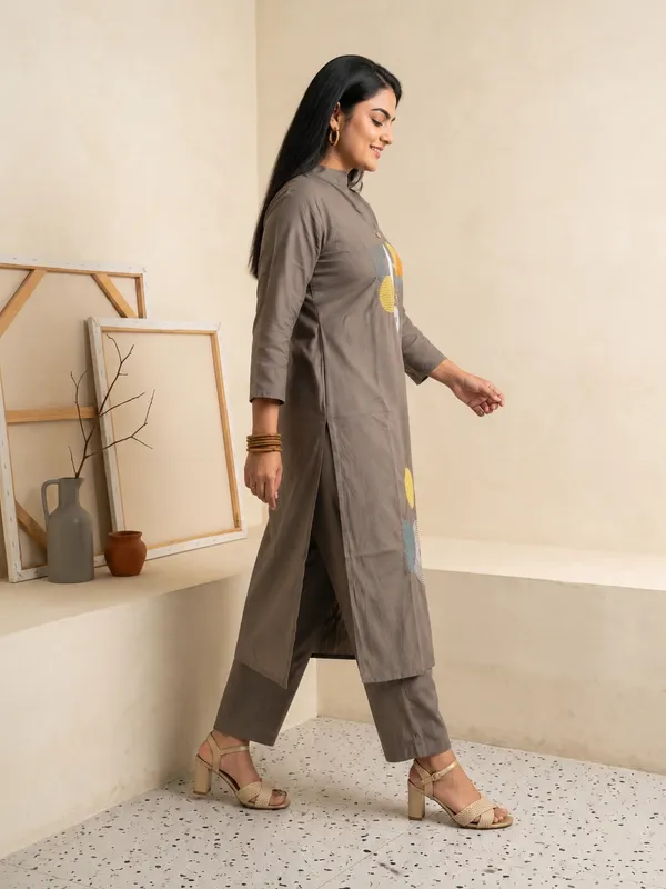 Grey_Cotton_Printed_Straight_Kurta_Pant_Dupatta_Set_For_Women