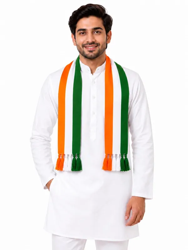 Cotton_Tricolour_Tiranga_Muffler_Scarf_With_Tassels