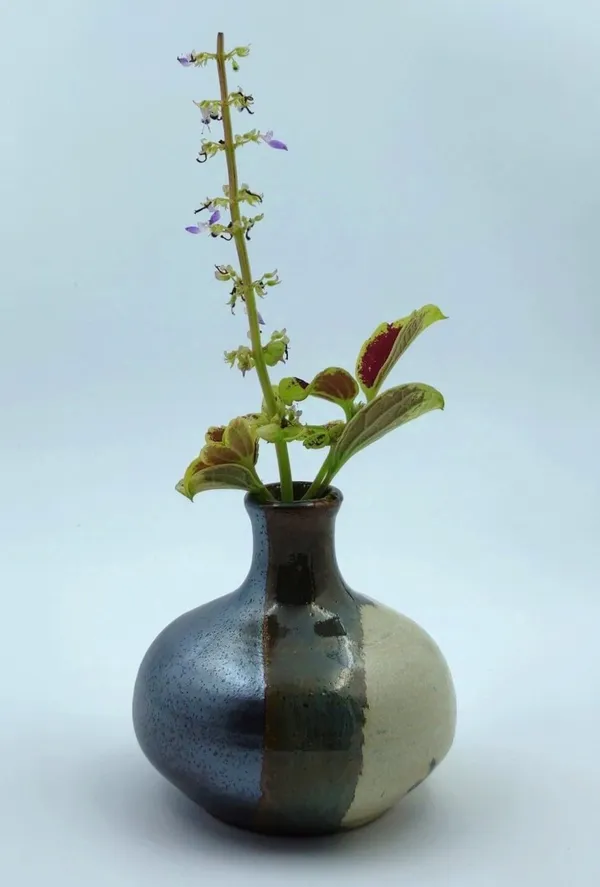 Electric_Blue-Brown-Biege_Round_Bud_Vase|_Miniature_Ware_Pottery_Flower_Vase|Handglazed_In_Gloss_Finish|_3"_Height