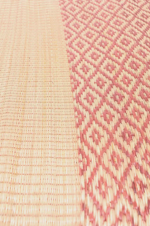 Handcrafted_7_Count_Red-Natural_Stripes_Madurkathi_Floor_Mat|_6Ftx3Ft_Mat
