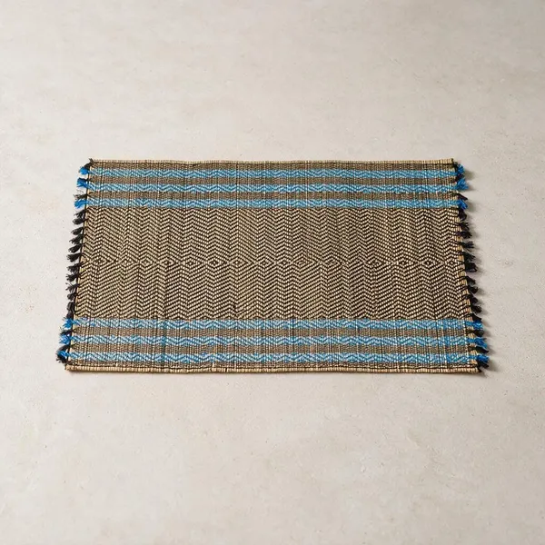Set_Of_6_Madurkathi_Placemats_–_Handwoven_Natural_River_Grass_Dining_Mats,_Heat-Resistant_&_Eco-Friendly,_Rustic_Twig_&_Thread_Design,_Gi-Tagged_Artisan_Craft(Black-Blue)|12"/18"