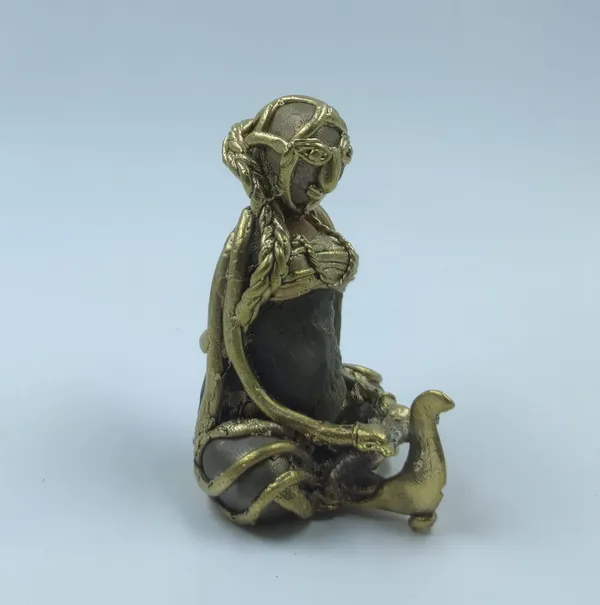 Bronze_&_River_Pebblefisher_Woman