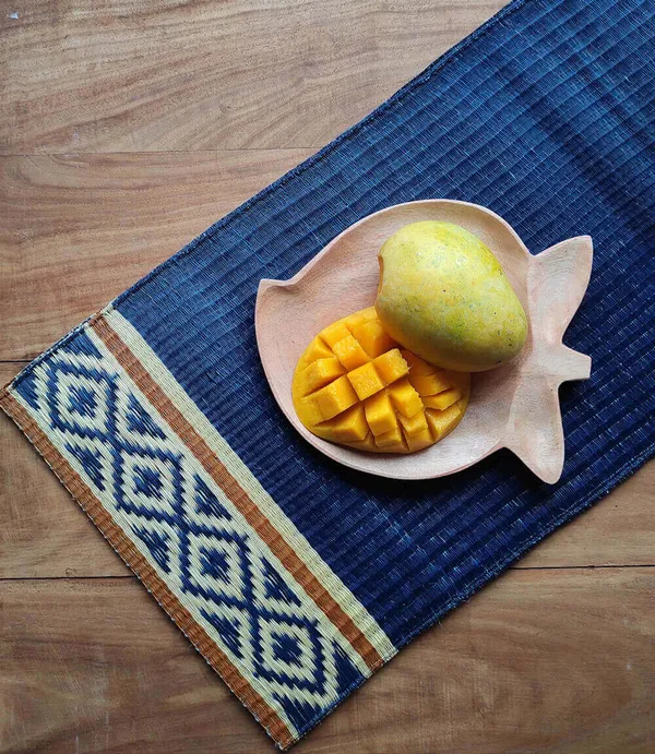 Mango_Platter|_Handmade_Serving_Tray