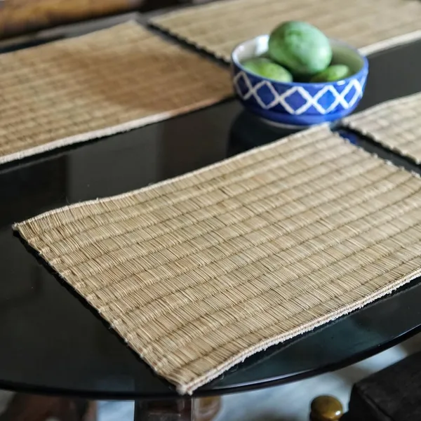 Madurkathi_Dining_Table_Mat|_Natural_Fibre_Placemats_Set_Of_6|_Heat_Resistant_Non-Slip_Table_Placemats|_Handwoven_Dinner_Table_Mats_With_Indigo_Leaf_Pattern|_Rustic_Home_Decor
