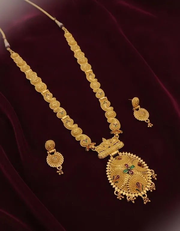 Gold_Brass_Traditional_Necklace_Set_For_Women
