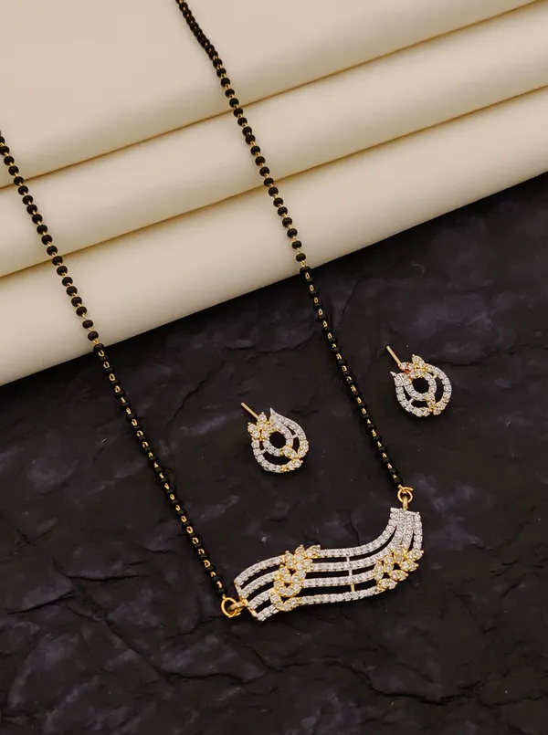 Black_And_Gold_Brass_Stone_Studded_Mangalsutra_Set_For_Women