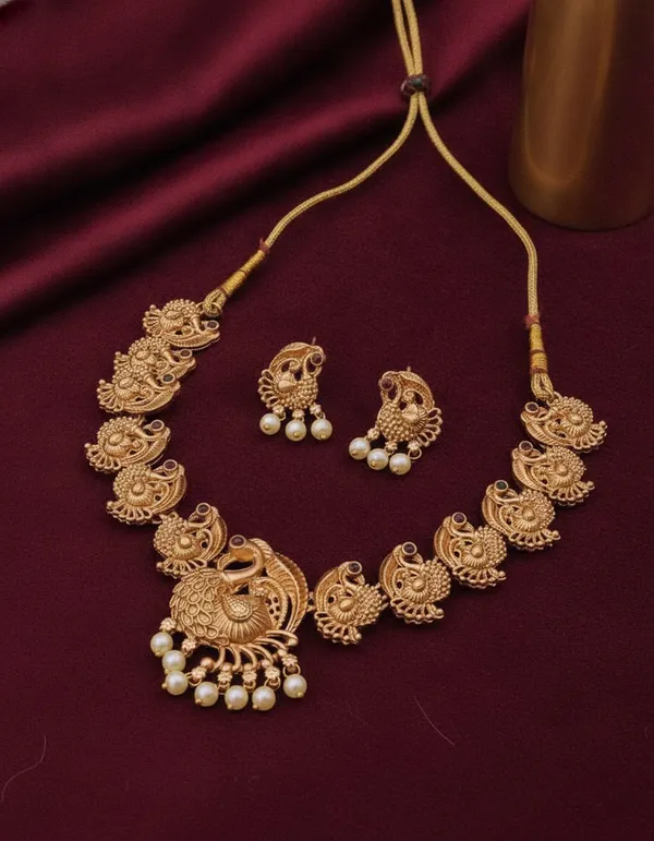 Gold_Brass_Peacock_Necklace_Set_For_Women