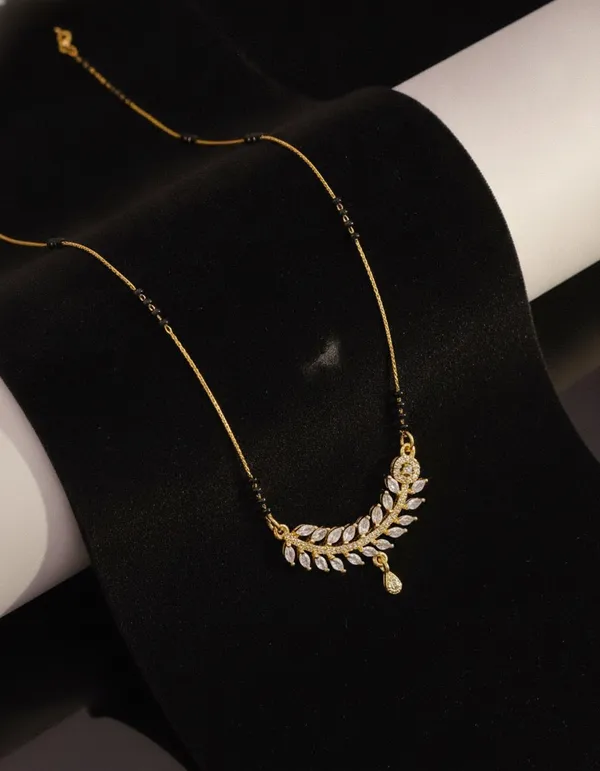 Gold_And_Black_Brass_Beaded_Leaf_Mangalsutra_Necklace_For_Women