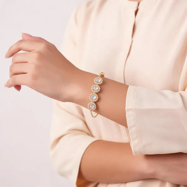 Gold_And_White_Brass_Alloy_Crystal_Style_Bracelet_For_Women