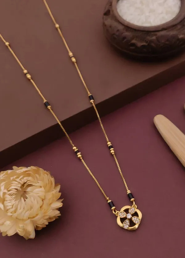 Gold_And_Black_Brass_Four_Petal_Circle_Mangalsutra_Necklace_For_Women