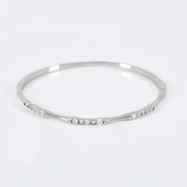 Linear_Stone_Bangle_In_925_Sterling_Silver_8_Gm