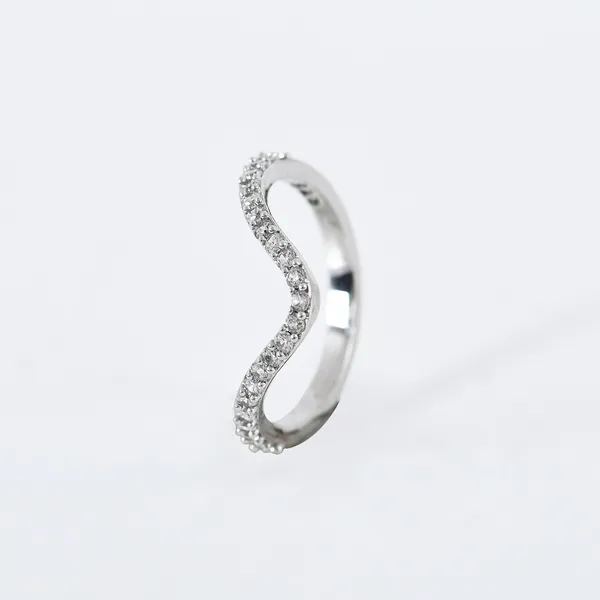 Serene_Wave_Ring_In_925_Sterling_Silver_1_8_Gm
