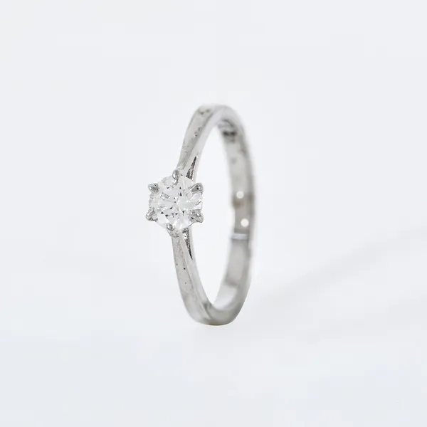 Nova_Solitaire_Ring_In_925_Sterling_Silver_1_95_Gm