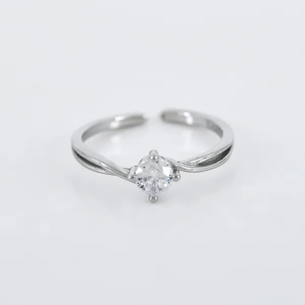 Zinnia_Twist_Solitaire_Toe_Rings_In_925_Sterling_Silver_4_Gm