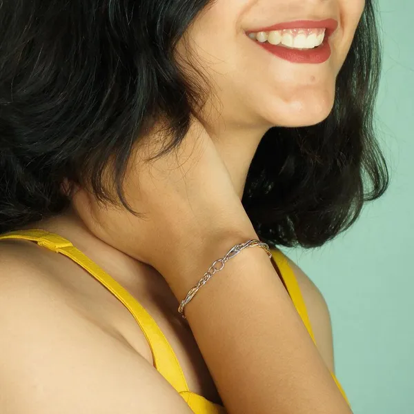 925_Silver_Snake_Chain_Bracelet_With_Gold_Plated_Finish