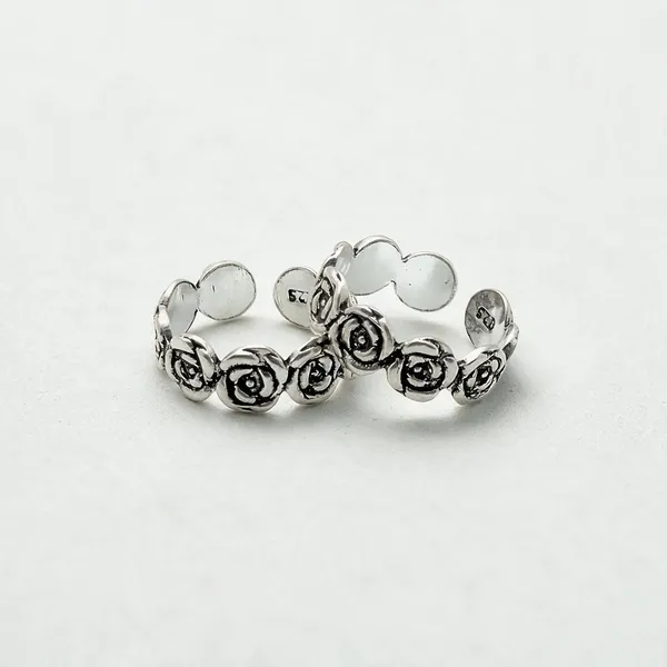 Oxidised_925_Silver_Rose_Toe_Ring_Adjustable_Tribal_Design