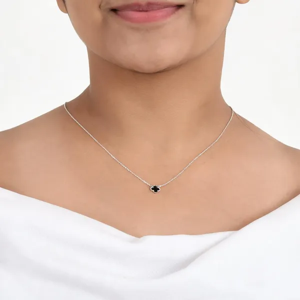 Black_Clover_925_Silver_Pendant