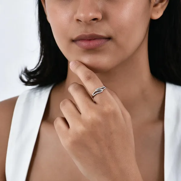 Amity_Heart_Adjustable_Ring_In_925_Sterling_Silver_2_3_Gm