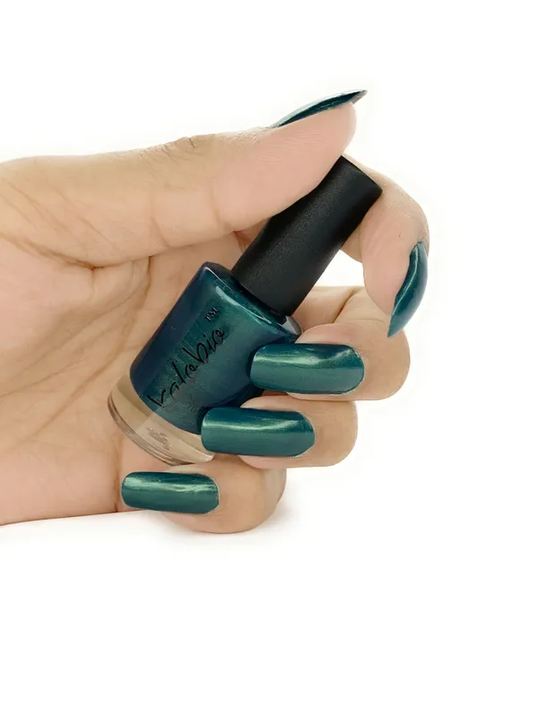 ColorHalo_Metallic_Nail_Lacquer_|_Long-Lasting,_High_Shine,_Chip-Resistant_&_Quick_Dry_Finish_|_Serebii_KM26_|_11ml_-_Pack_of_2
