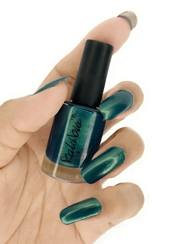 ColorHalo_Metallic_Nail_Lacquer_|_Long-Lasting,_High_Shine,_Chip-Resistant_&_Quick_Dry_Finish_|_Serebii_KM26_|_11ml_-_Pack_of_2