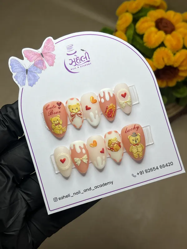 Saheli_Pastel_Teddy_Bear_Heart_Motif_Press-On_Nail_Set