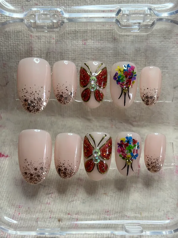 Saheli_Pink_Glitter_Butterfly_Floral_Press-On_Nail_Set_Of_10
