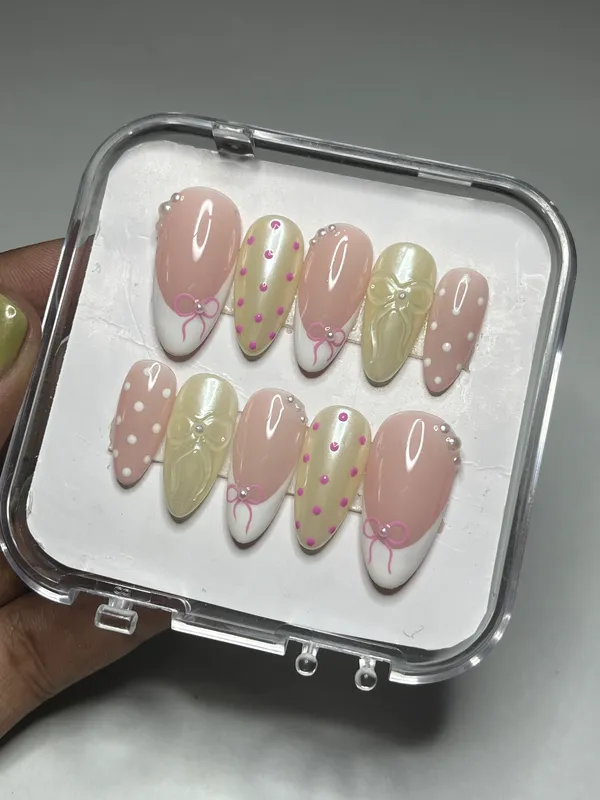 Pastel_Floral_Bow_Polka_Dot_Pearl_Press-On_Nail_Set