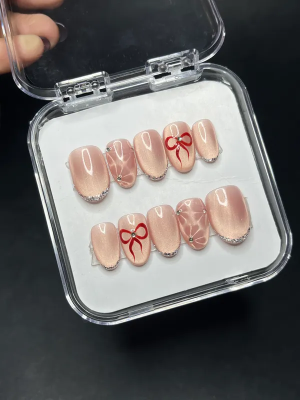 Saheli_Nude_Pink_Red_Bow_Sparkling_Press-On_Nail_Set