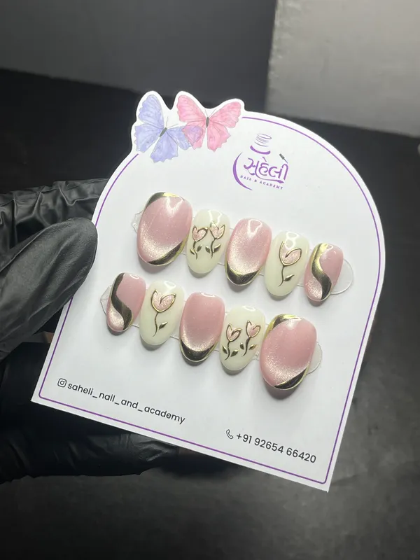 Saheli_Pink_Cream_Floral_Gold_Accent_Press-On_Nails
