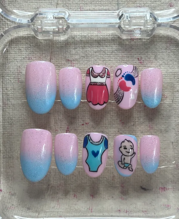 Saheli_Pink_Blue_Ombre_Glitter_Printed_Press-On_Nails