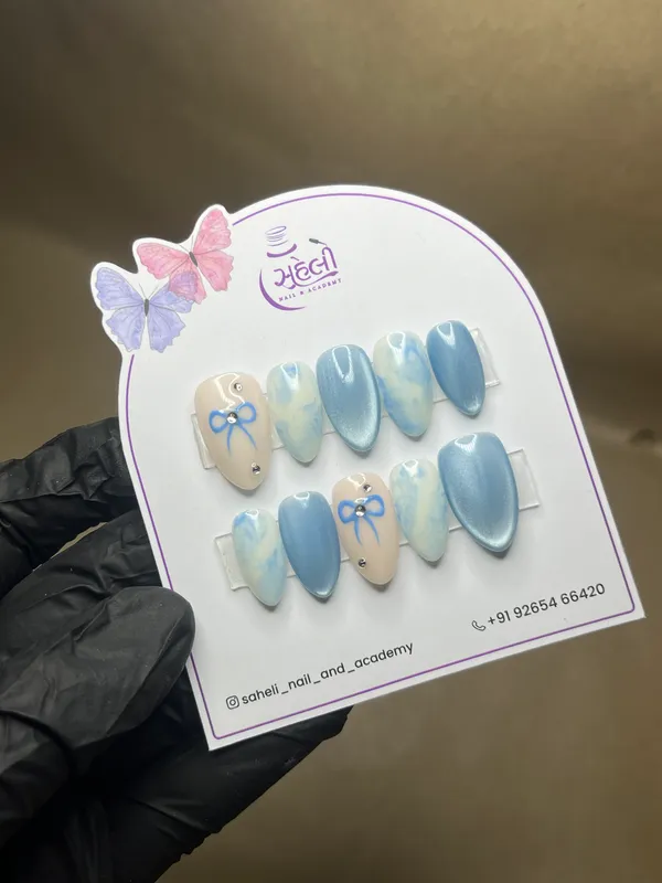 Saheli_Blue_Marble_Butterfly_Press-On_Nail_Set