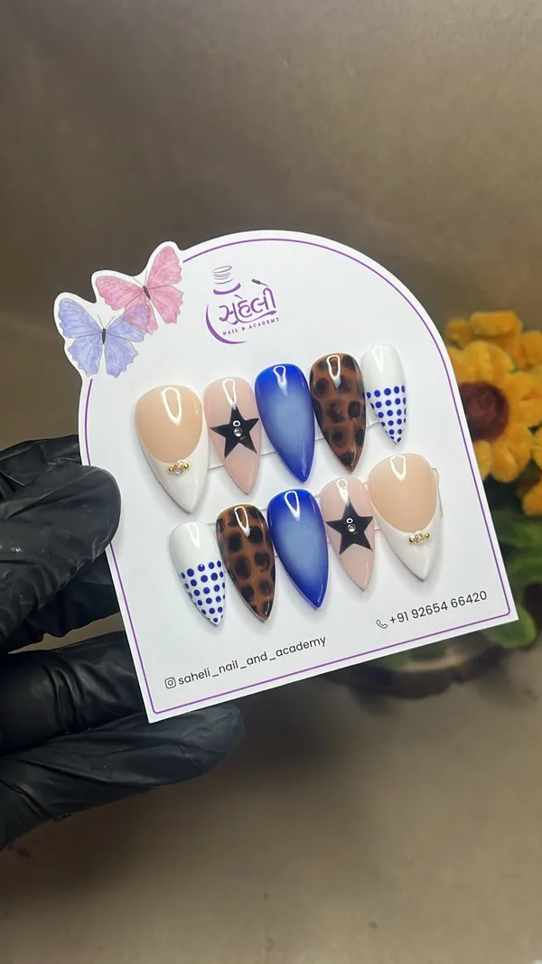 Saheli_Nail_Academy_Multicolor_Pointed_Printed_Nail_Set