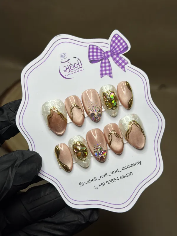 Nude_Gold_Glitter_Floral_Embellished_Nail_Art_Press-On_Nails