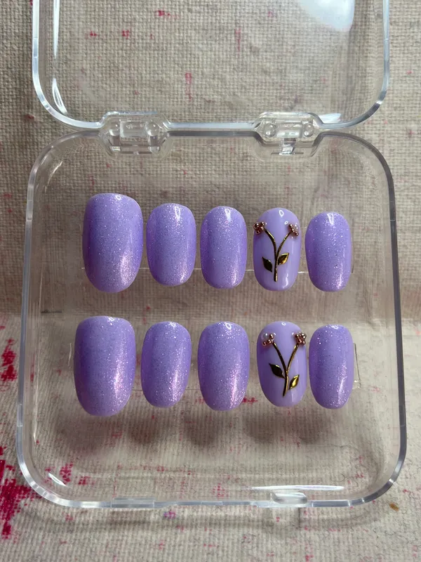 Lavender_Glitter_Floral_Gold_Embellished_Press-On_Nail_Set
