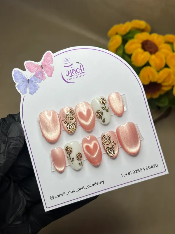 Saheli_Pink_Heart_Floral_Pearlescent_Press-On_Nail_Set