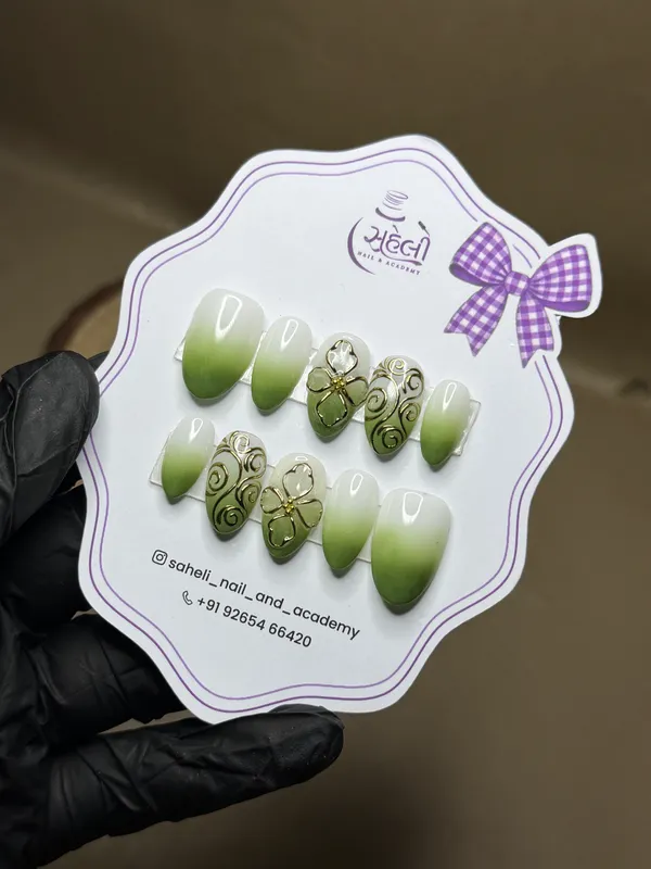 Green_Ombre_Golden_Floral_Swirl_Press-On_Nails