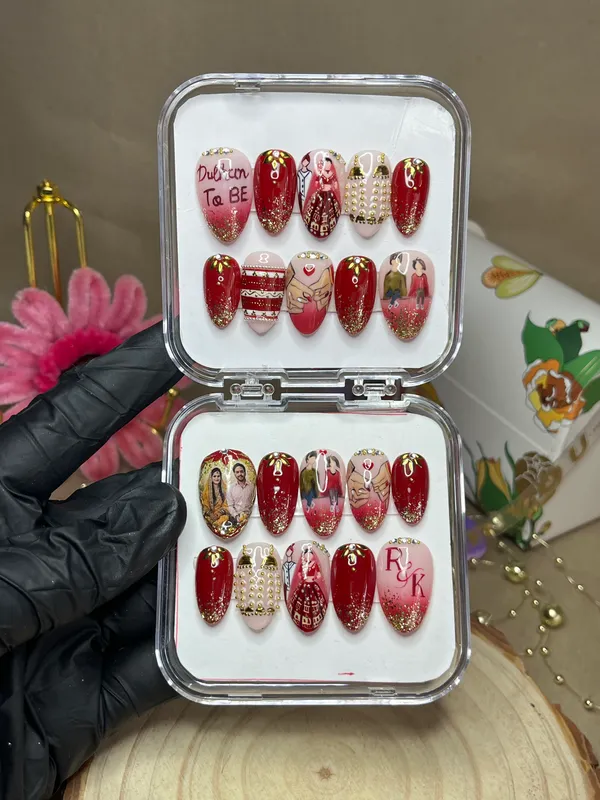 Saheli_Red_Pink_Glitter_Embellished_Press-On_Nail_Set