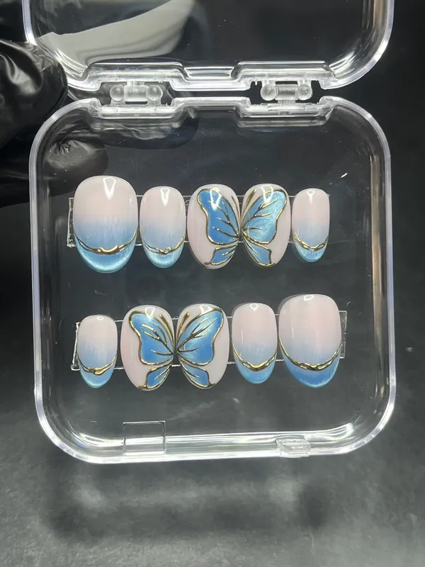 Saheli_Blue_White_Ombre_Butterfly_Gold_Detail_Press-On_Nail_Set_Of_10