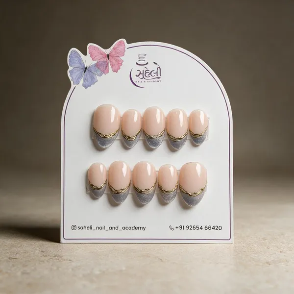 Saheli_Nude_Gold_Silver_Metallic_Accent_Press-On_Nails