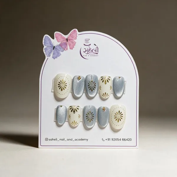 Saheli_Silver_Ivory_Floral_Embellished_Press-On_Nail_Set