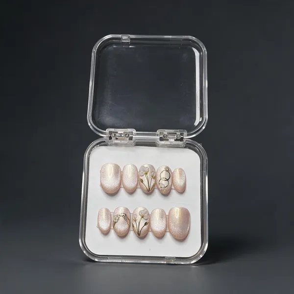 Saheli_Pink_Shimmer_Floral_Metallic_Press-On_Nail_Set