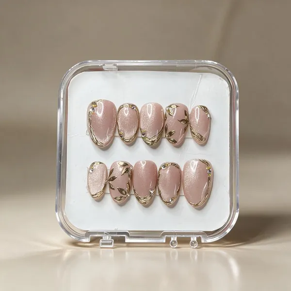 Saheli_Pink_Glossy_Gold_Edge_Accent_Press-On_Nail_Set