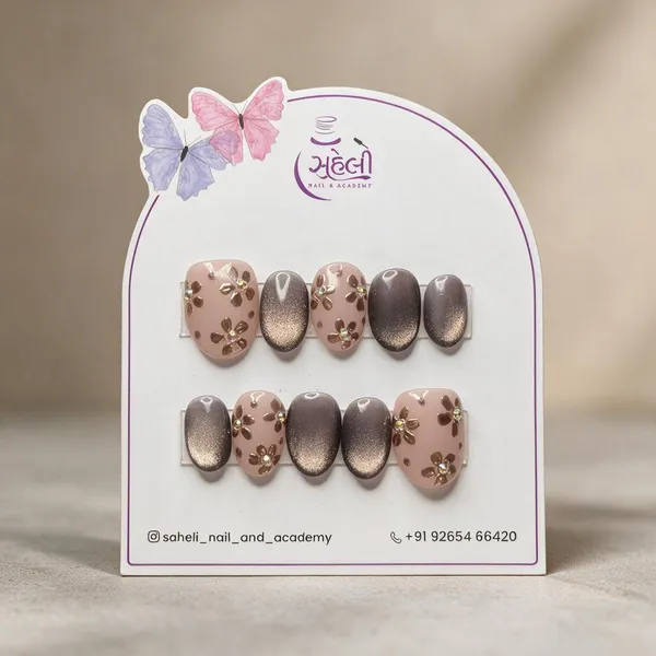 Nude_Grey_Floral_Stone_Embellished_Press-On_Nail_Set