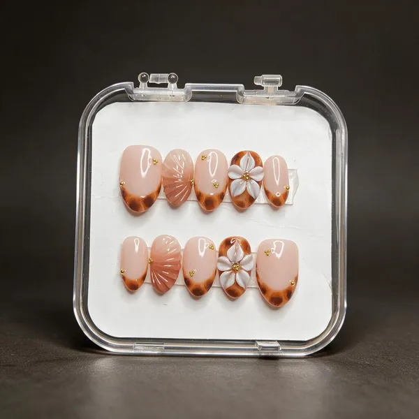 Saheli_Nude_Floral_Tortoiseshell_Embellished_Press-On_Nail_Set